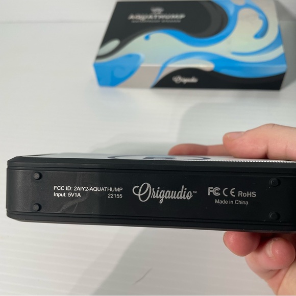 - Aquatic hump, waterproof speaker NWOT orginauto - Picture 2 of 6